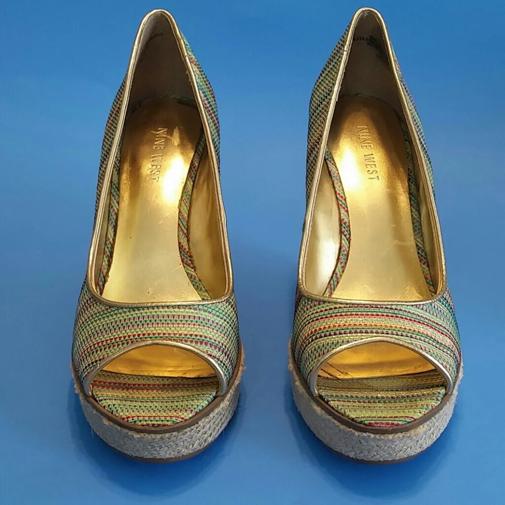 Nine West Willow Peep Toe Wedges EUC sz 6.5 Like New
